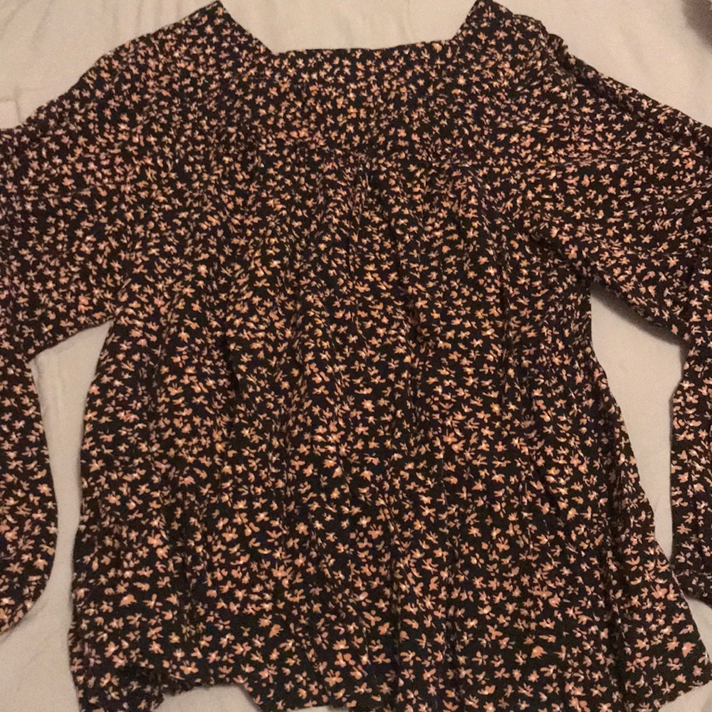 Square neck long sleeve